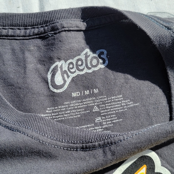 Cheetos T Shirt Medium - Picture 3 of 4